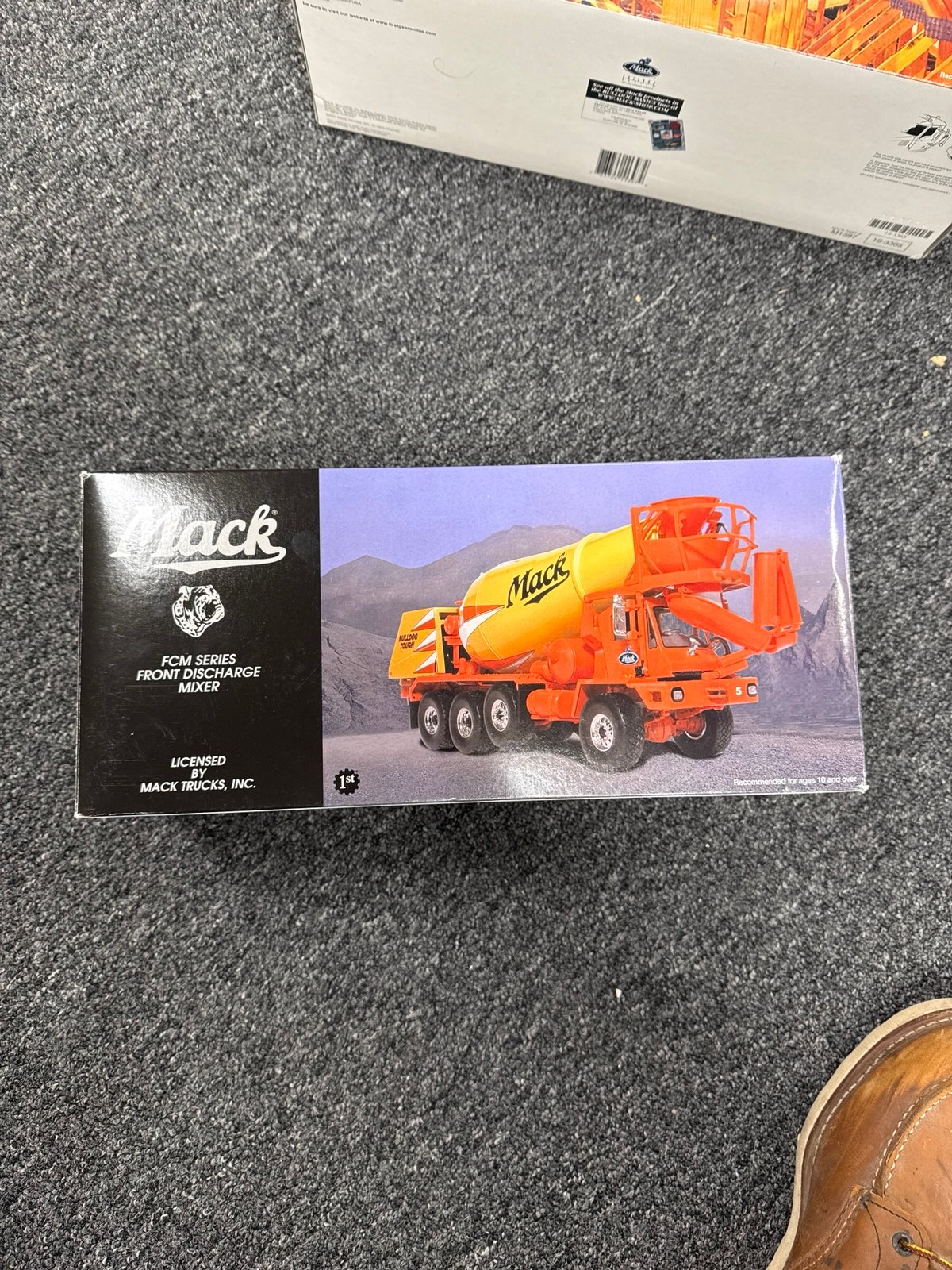 Mack FCM Series Front Discharge Mixer