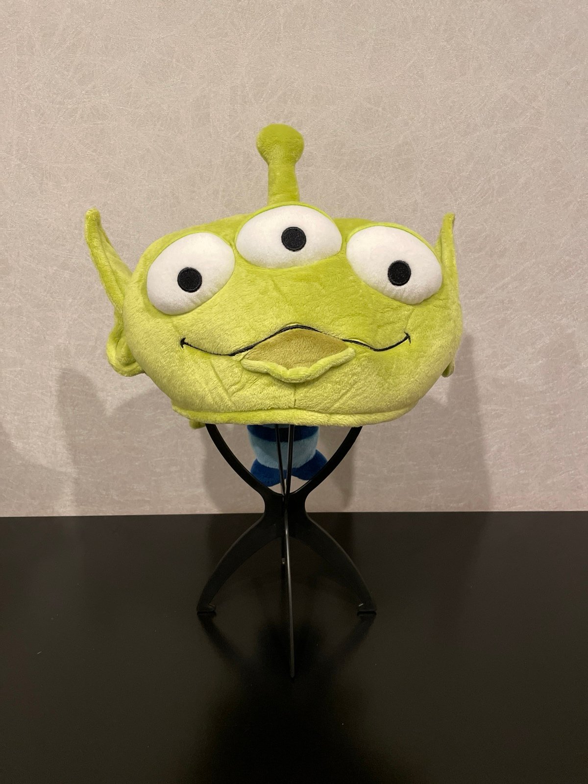 Big Head Alien Plush Hat