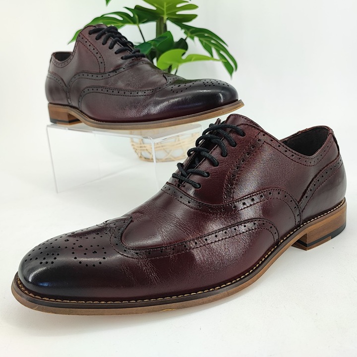 Stacy Adams Men's Dunbar Wingtip Brown Oxford Dress Shoes Size 9M