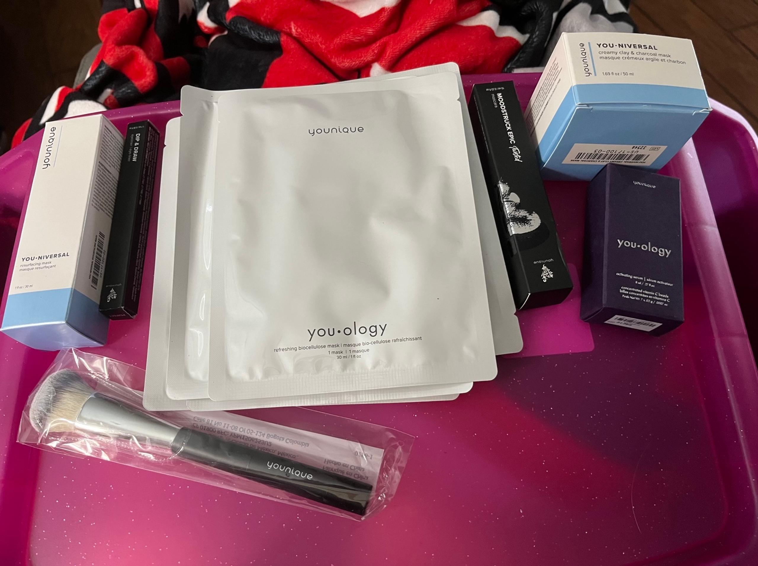 Younique lot