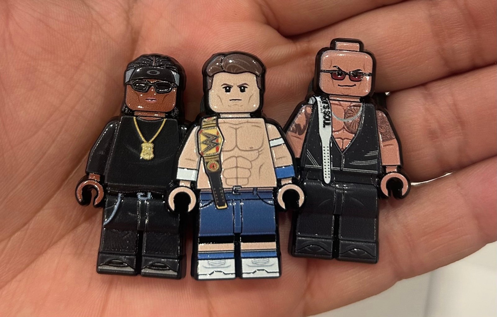 WWE MINI FIGS/LEGO PIN