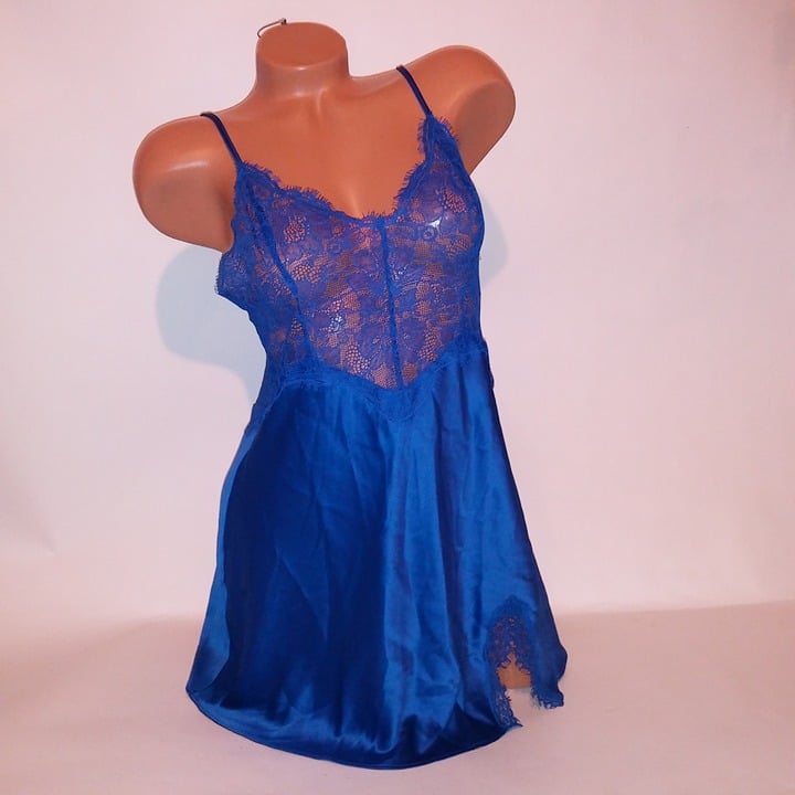 Victoria Secret Lingerie Chemise Slip Royal Blue Lace Trim Solid Side Medium