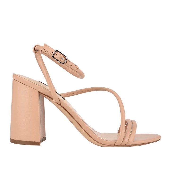 NWT NINE WEST NELLY3