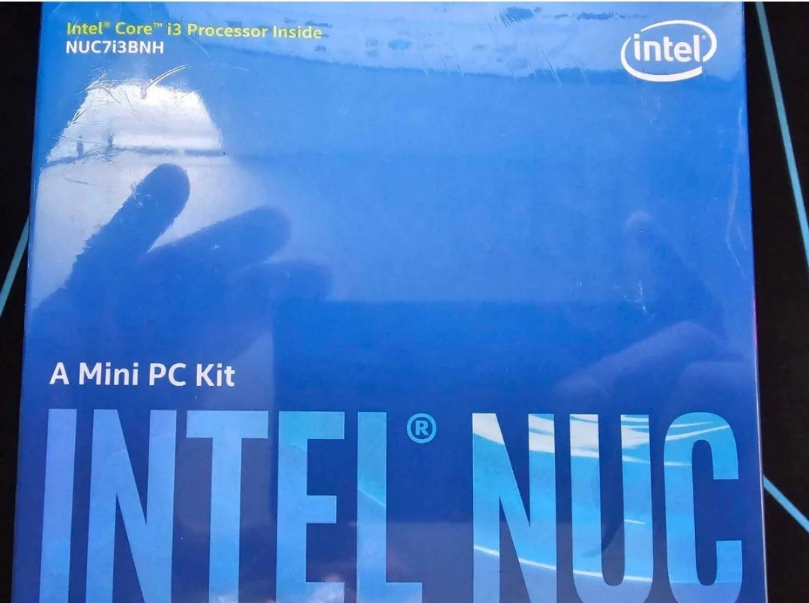 Intel NUC7i3BNH Intel i3-7th Gen Barebone Mini PC