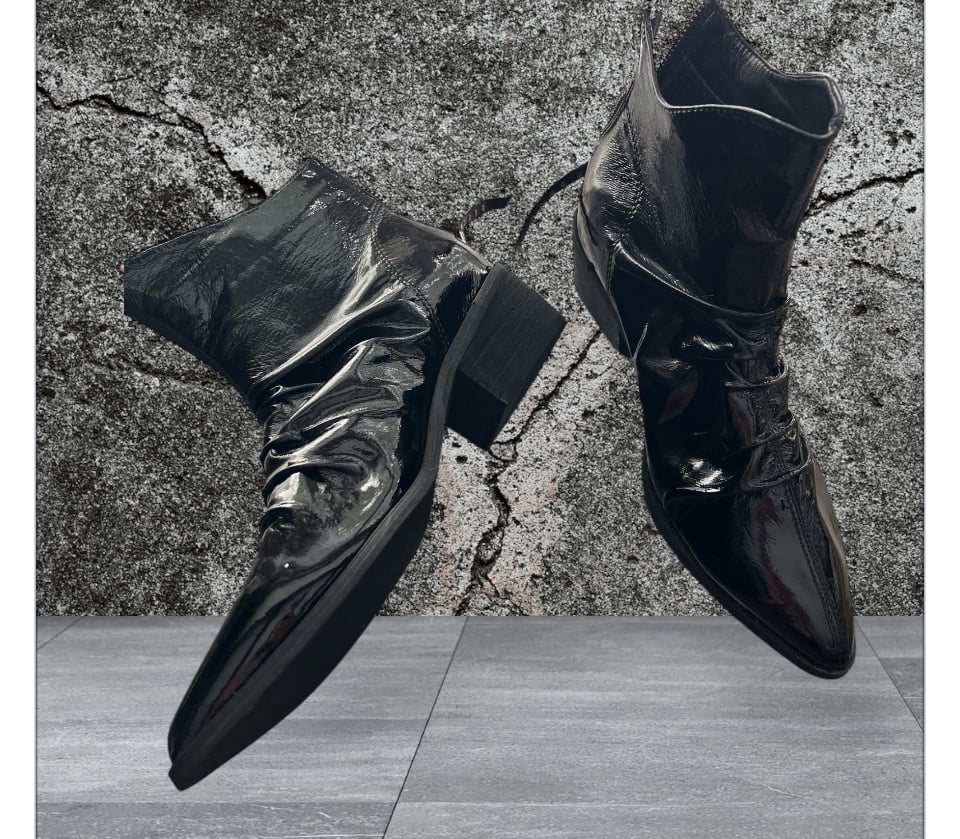 Super Comfortable black ankle boots size 8.5