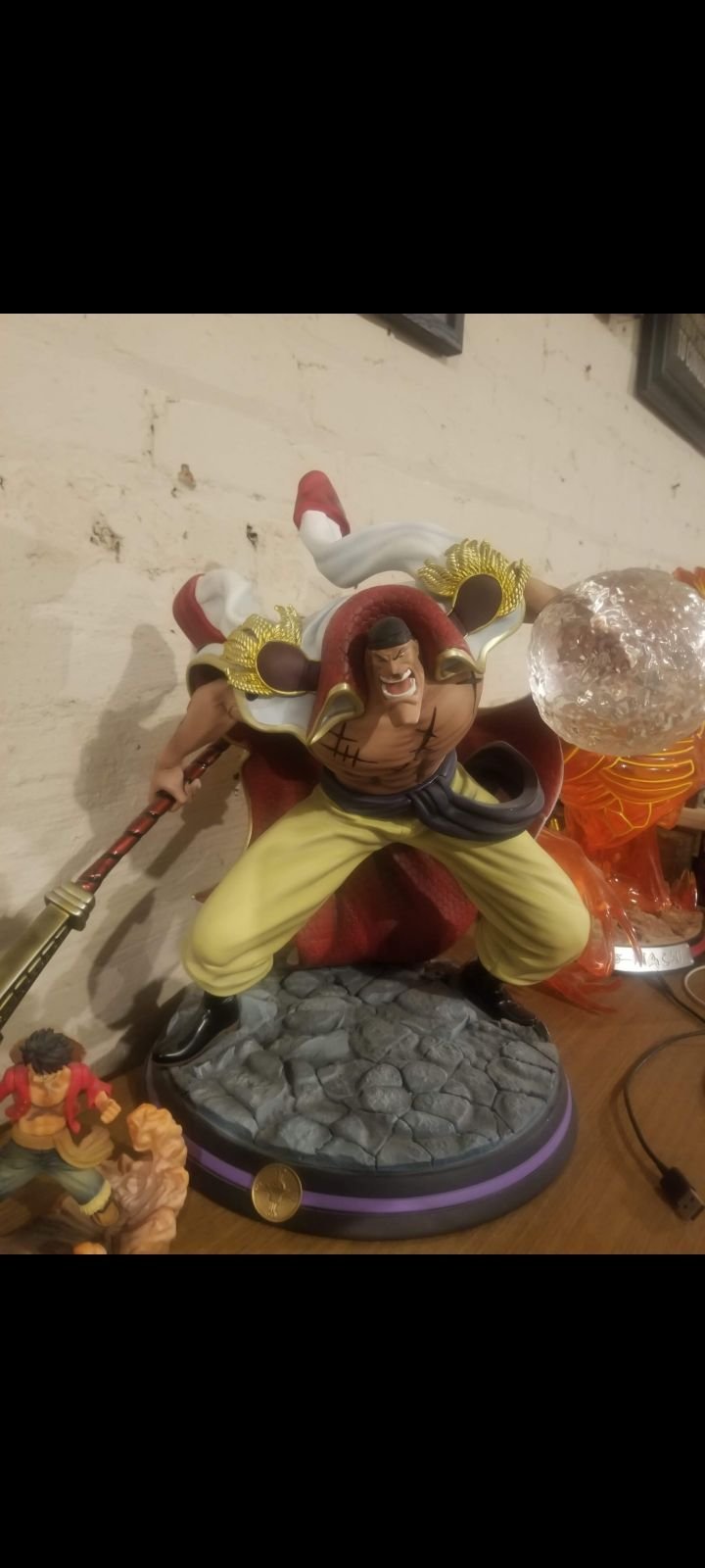 Whitebeard Tsume Resin HQS Statue