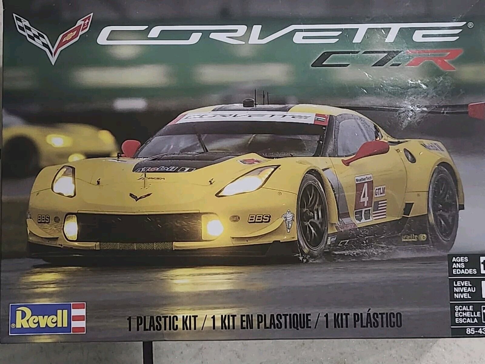 Snap Tite Plastic Model Kit-2014 Corvette Stingray 1:25