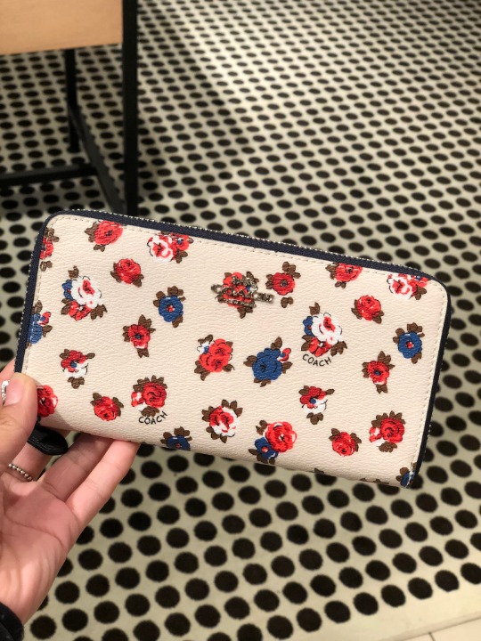 Accordion Zip Wallet Tea Rose Floral