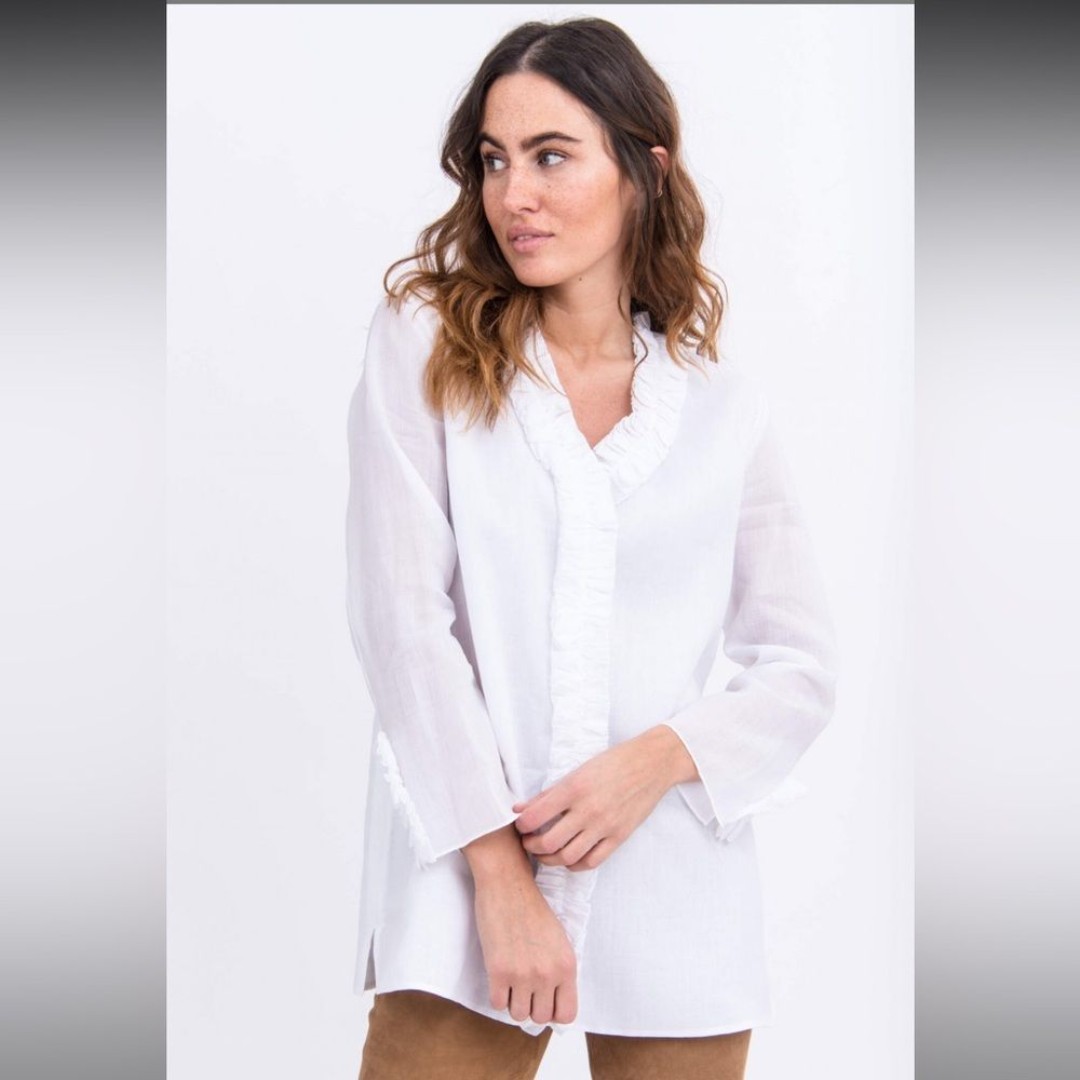MaxMara Gabry ruffles button up shirt. Ramie material