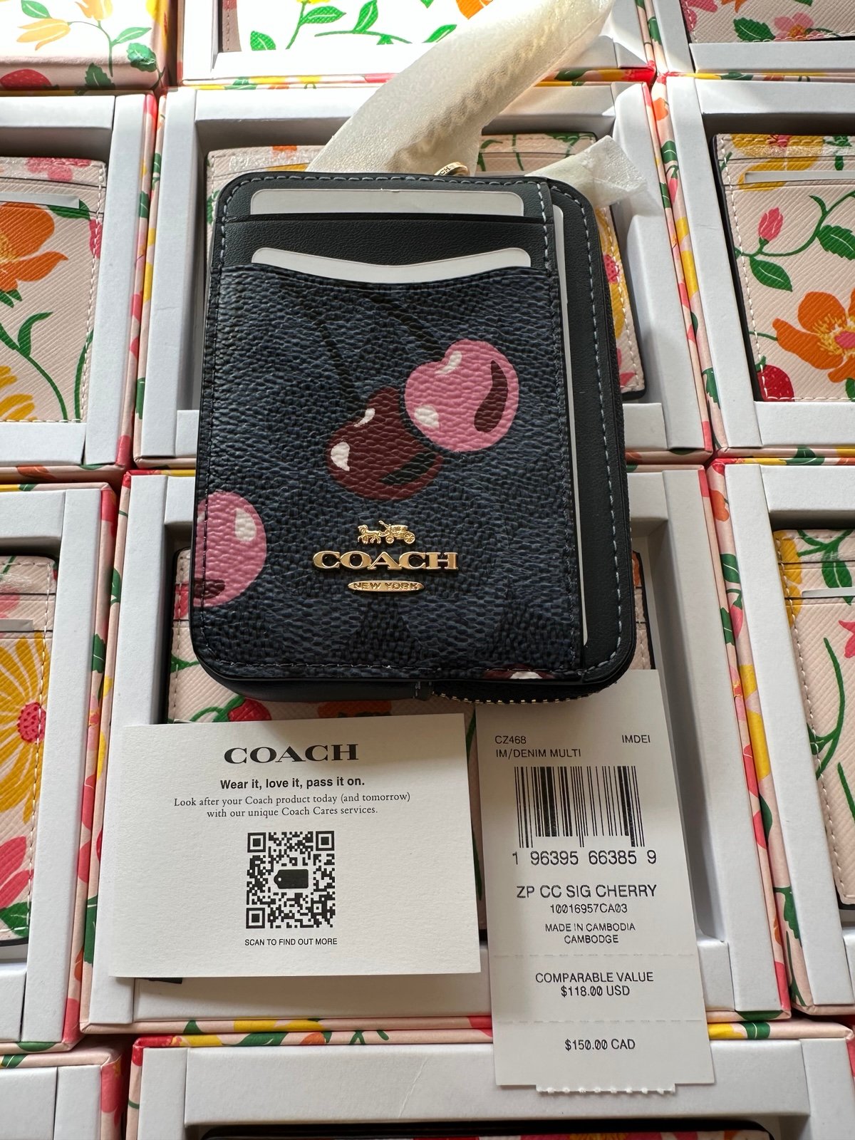 Coach Zip Card Case In Signature Canvas With Cherry Print