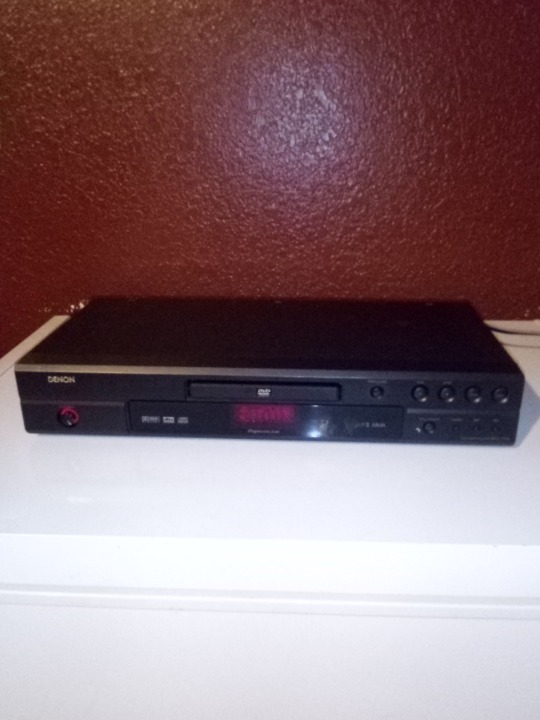 Denon DVD-1710 Single-Disc DVD/CD Player