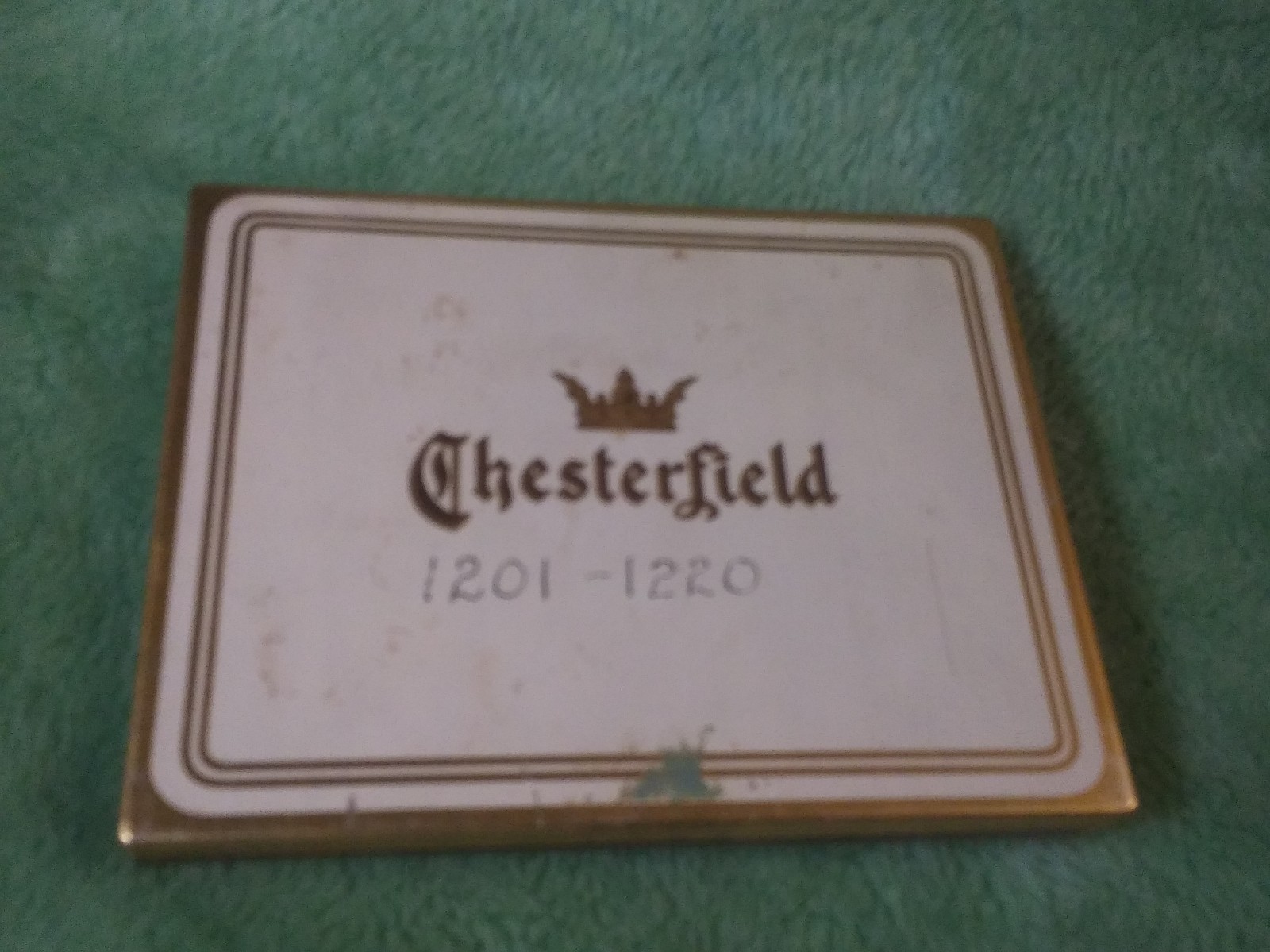 VTG. Collectible Chesterfield Cigarette Box