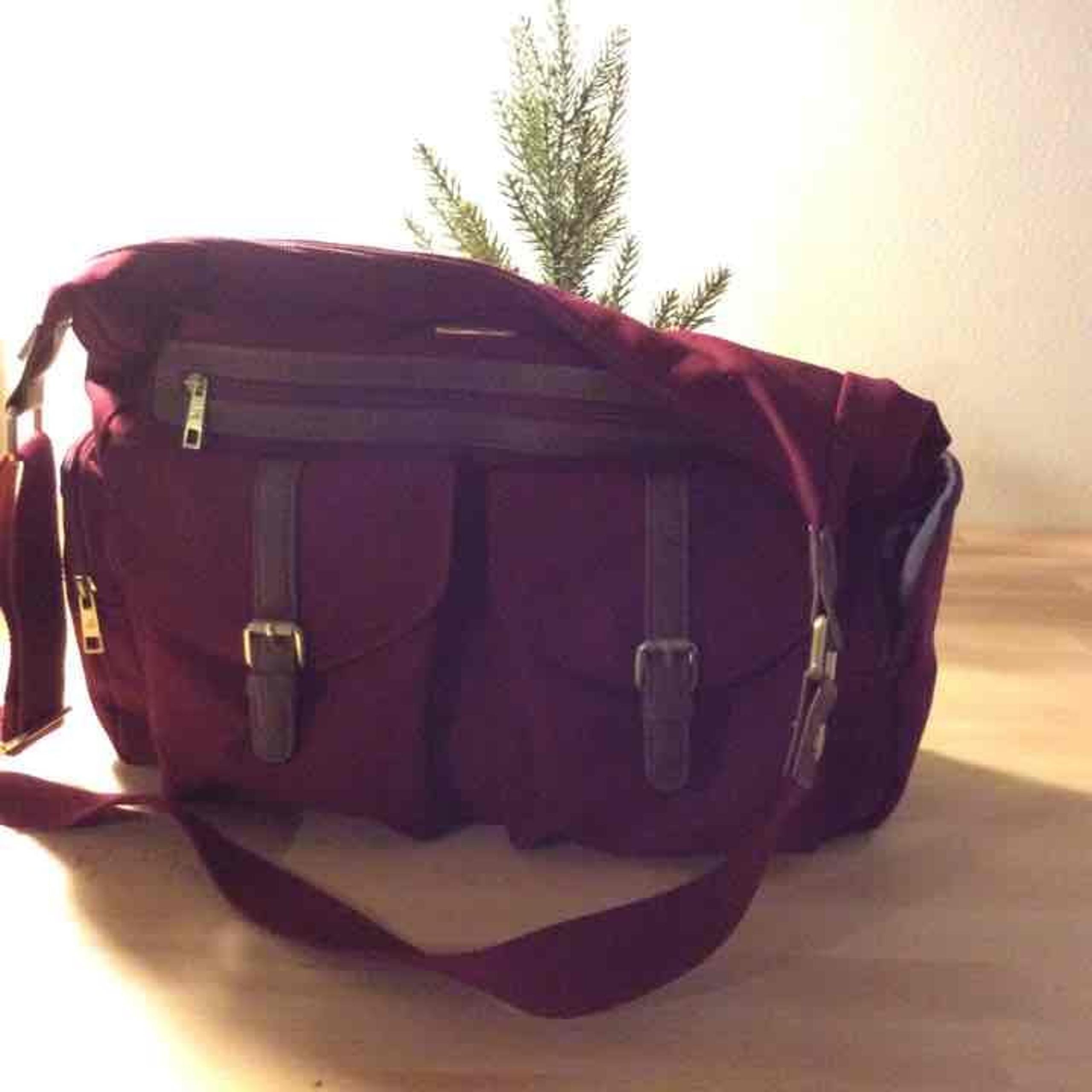 Little Unicorn Rambler diaper bag