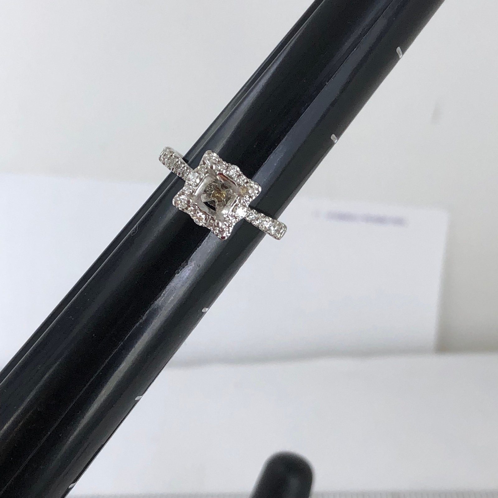 14k white gold diamond semi mount ring size 6 (922231)