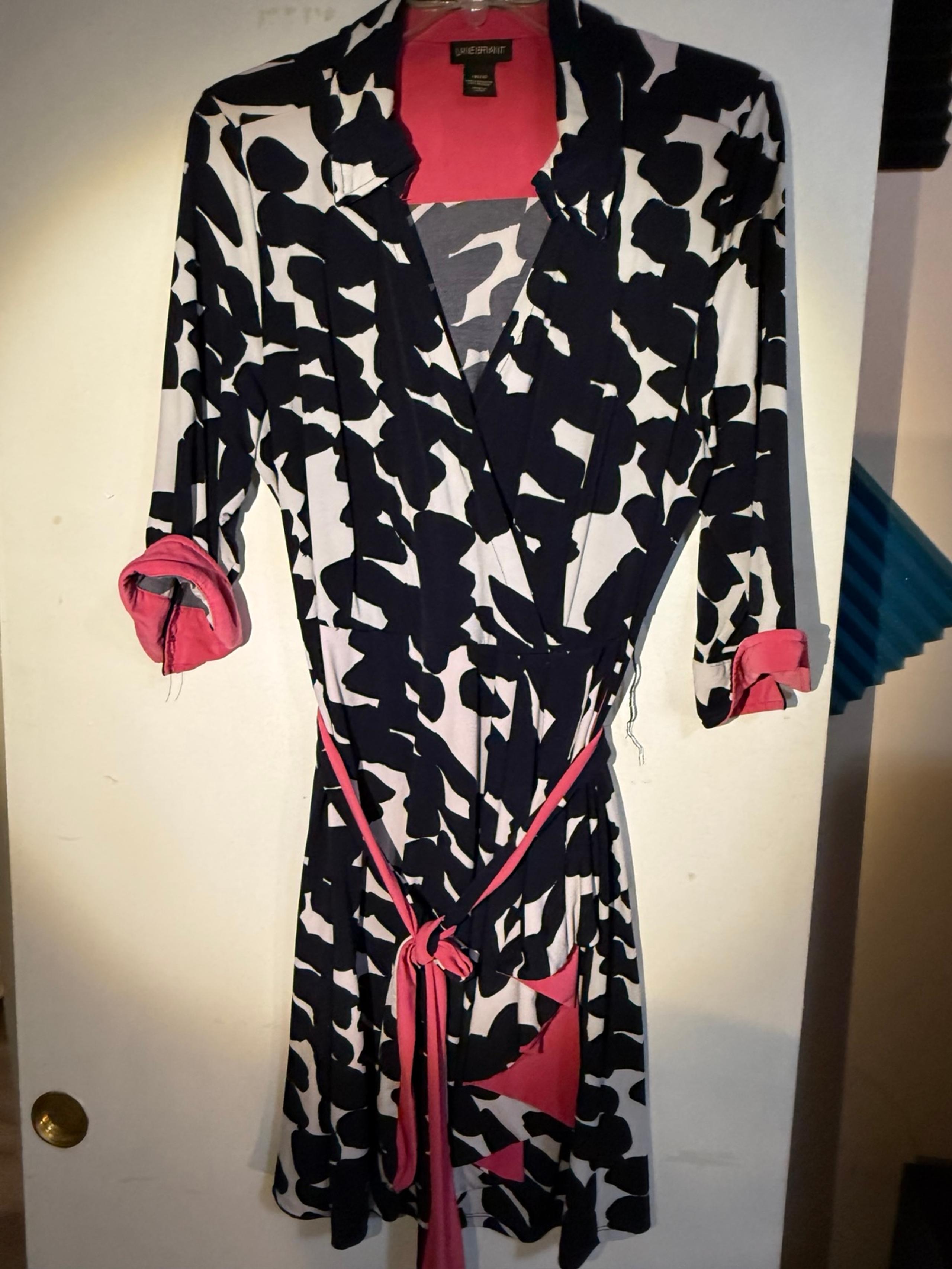 Lane Bryant Chic Navy Blue and White Wrap Dress with Pink Accents 18/20