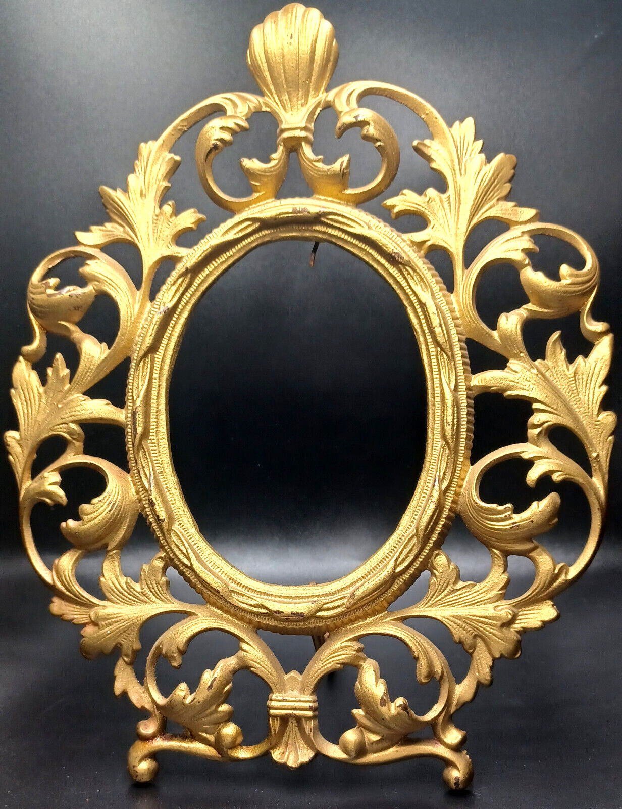 ANTIQUE VICTORIAN GILT Oval Vanity Table Mirror Frame 1880s Italian Baroque