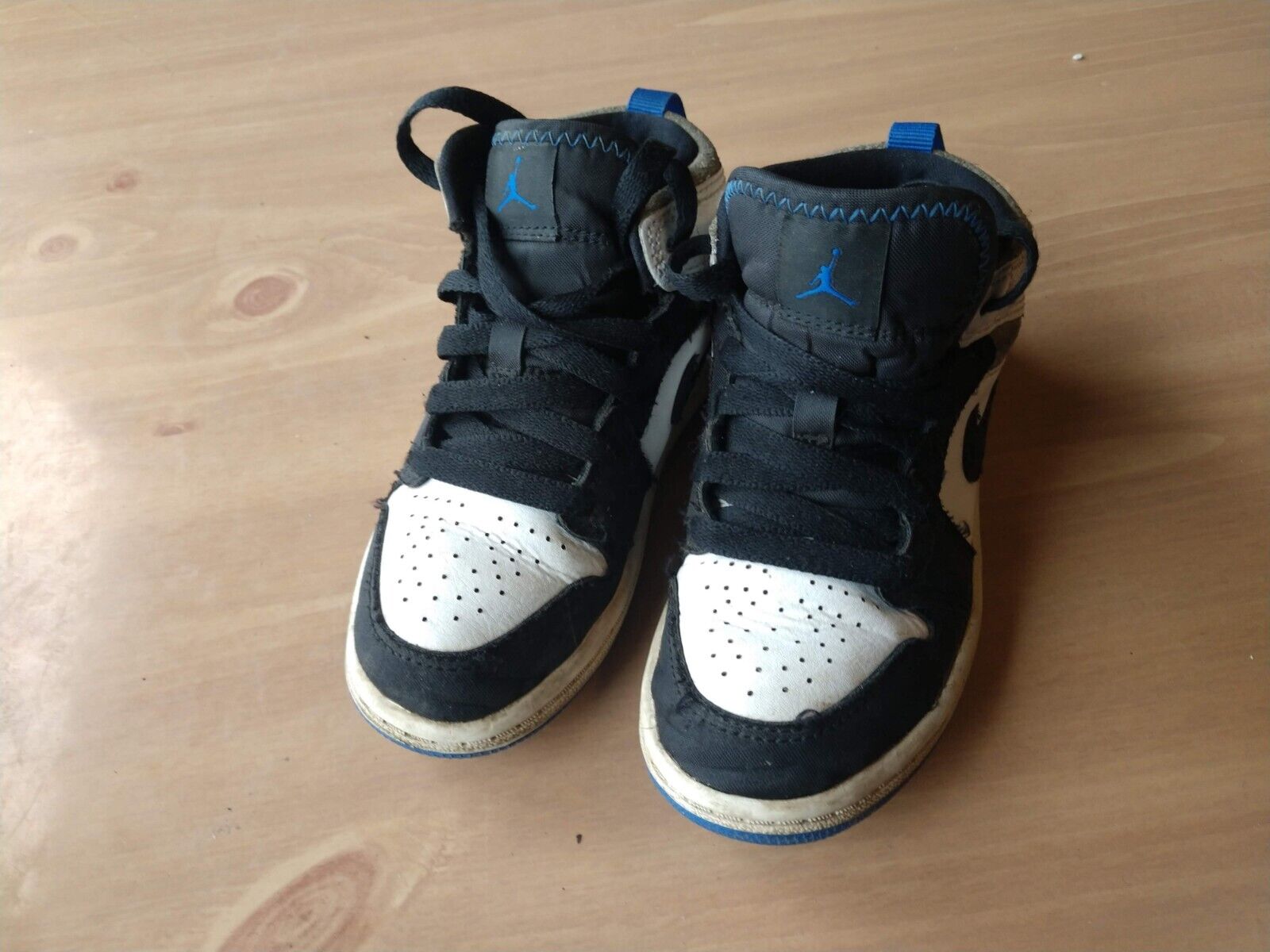 Nike Air Jordan 1 Mid SE Royal Black Toe BQ6932-102 Size 11C Basketball