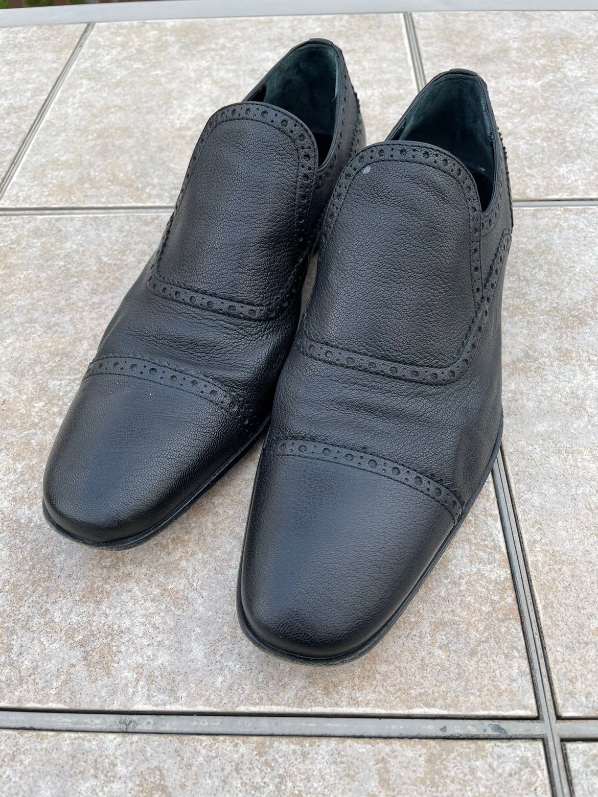 Bally Danube black leather slip on loafe