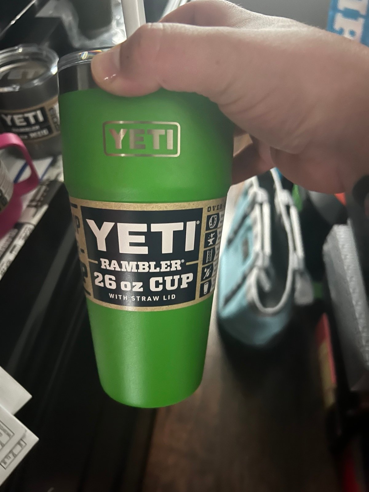 Yeti rambler 26oz