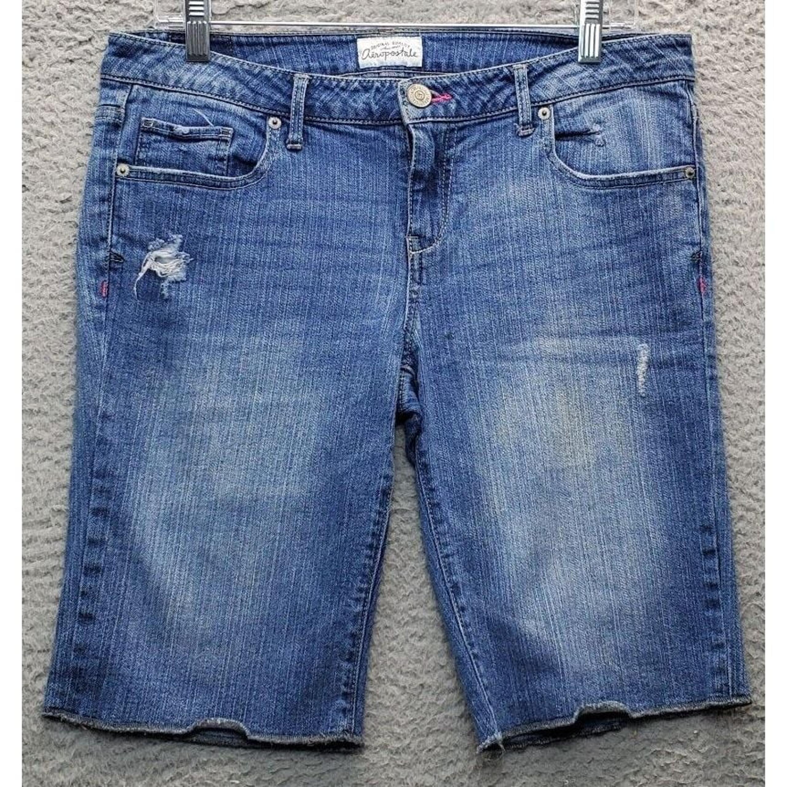 Aéropostale Bermuda Shorts Women's 11/12 Blue Denim Pockets Low Rise Flat Front