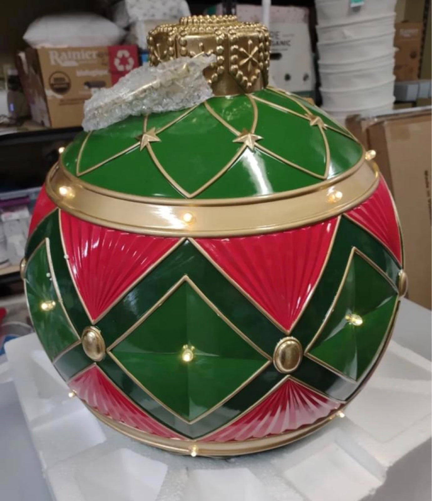 illuminated Giant ornaments christmas display