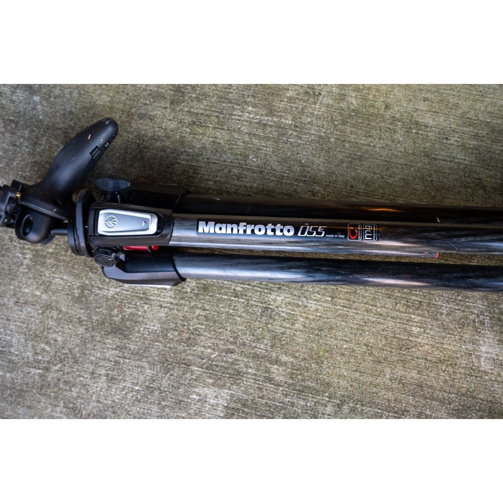 Manfrotto Tripod Carbon Fiber Magnesium 055 3-section+Manfrotto Ballhead 324RC2