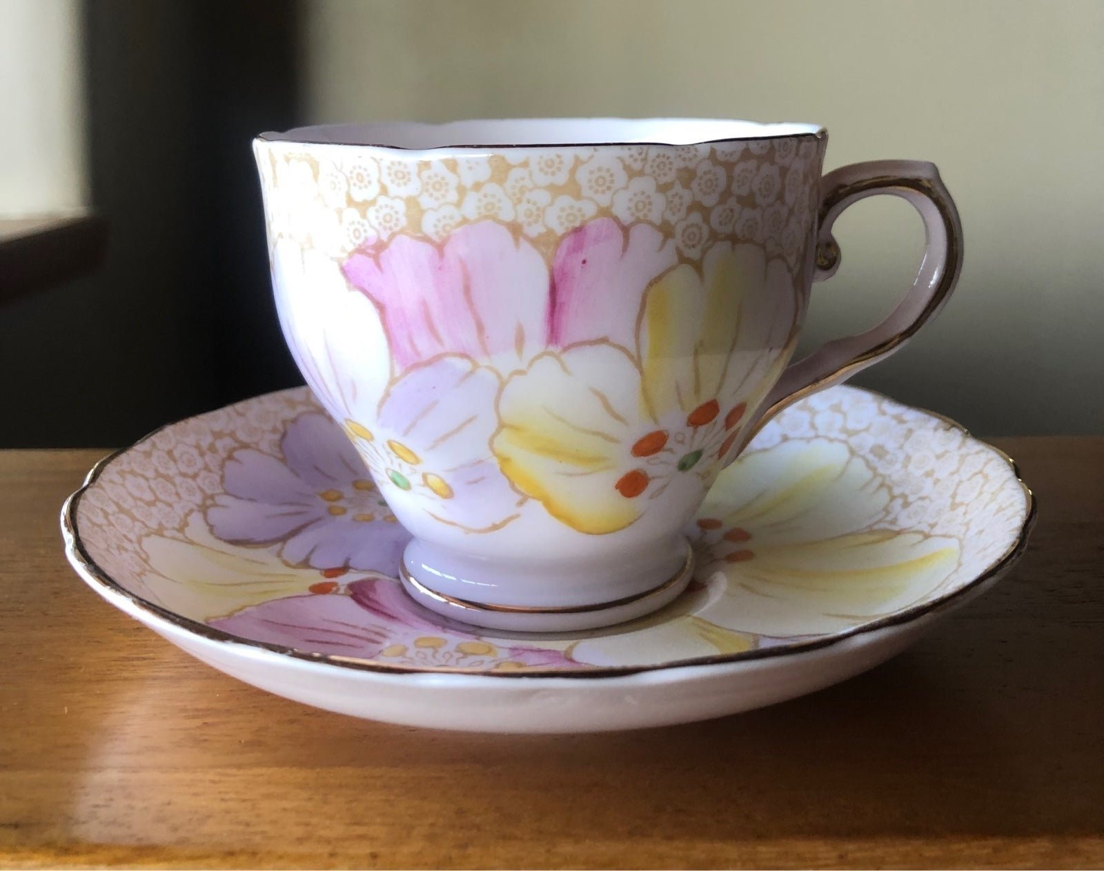 TUSCAN Fine English Bone China - teacup and saucer