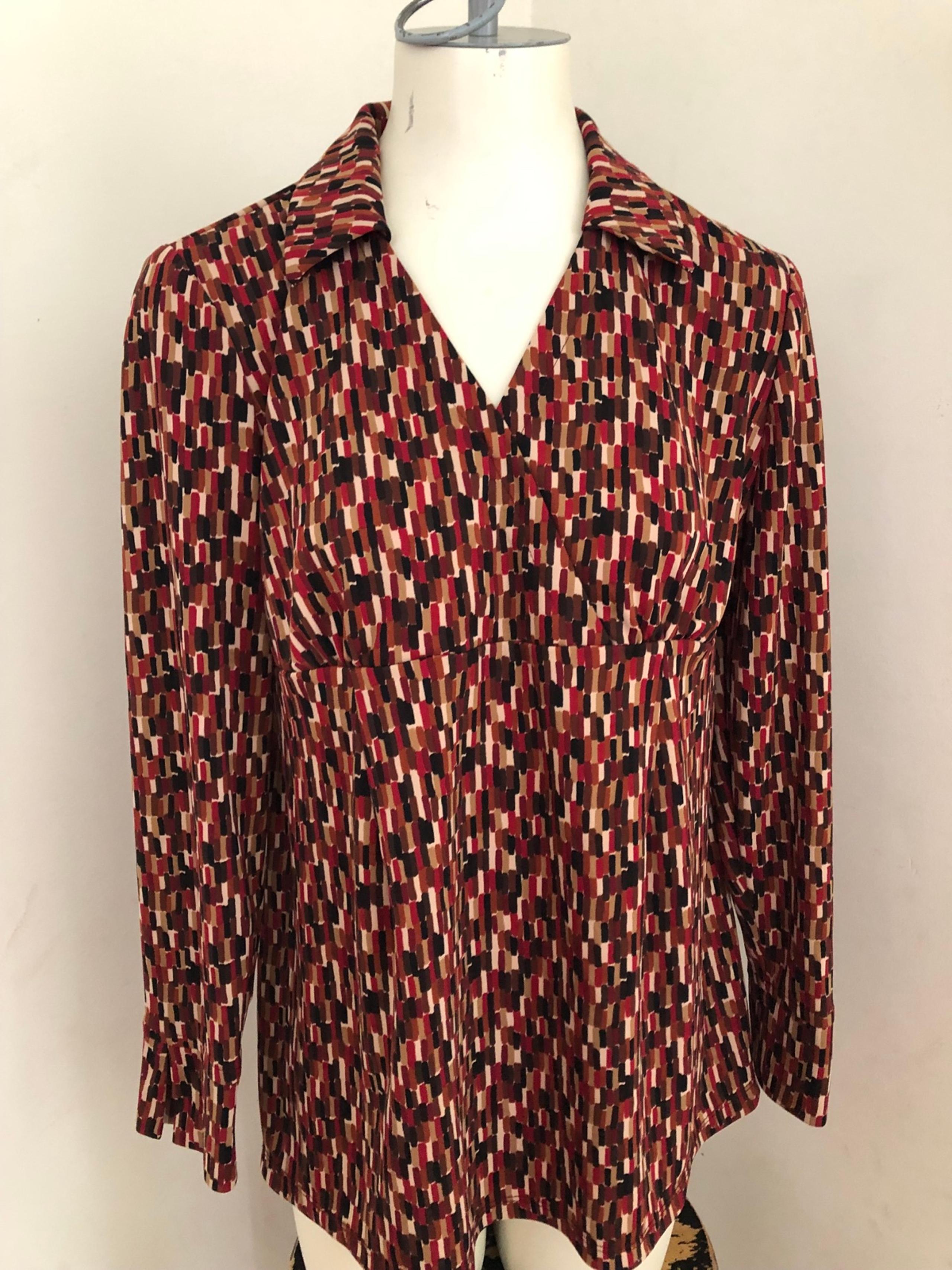 Woman’s blouse size S Motherhood Mathernity
