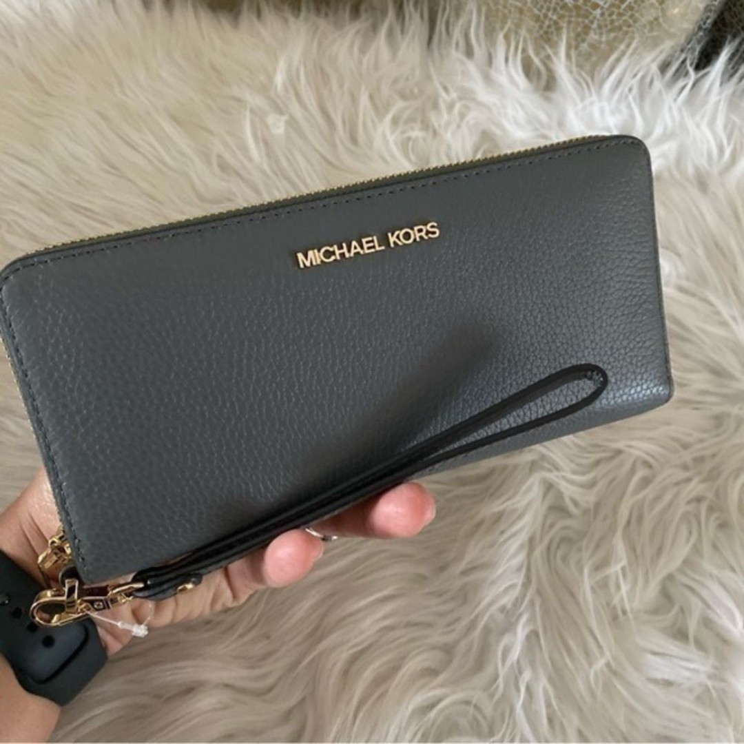 New Michael Kors jet set travel large continental wallet