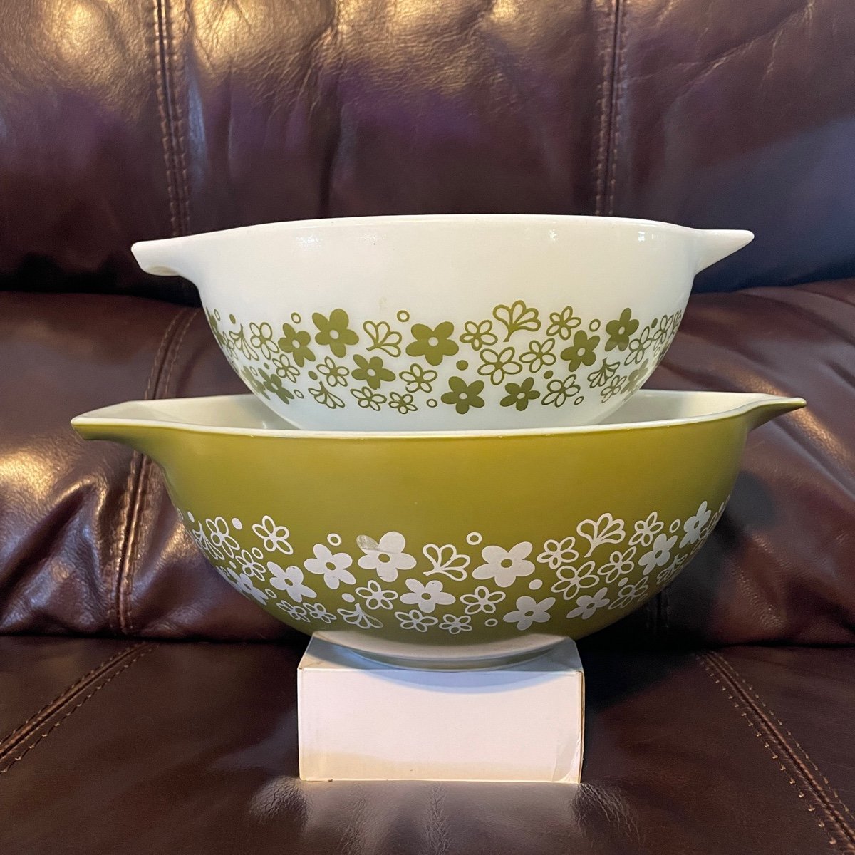 PYREX Bowls Set 2 Cinderella Spring Blossom-Crazy Daisy 444 (4 qt) 443 (2.5 qt)
