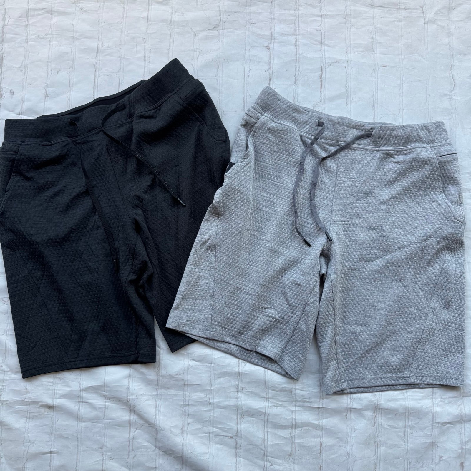 Lot Of 2 Hylete Mens Above Knee Gray Black Athletic Shorts Drawstring Medium