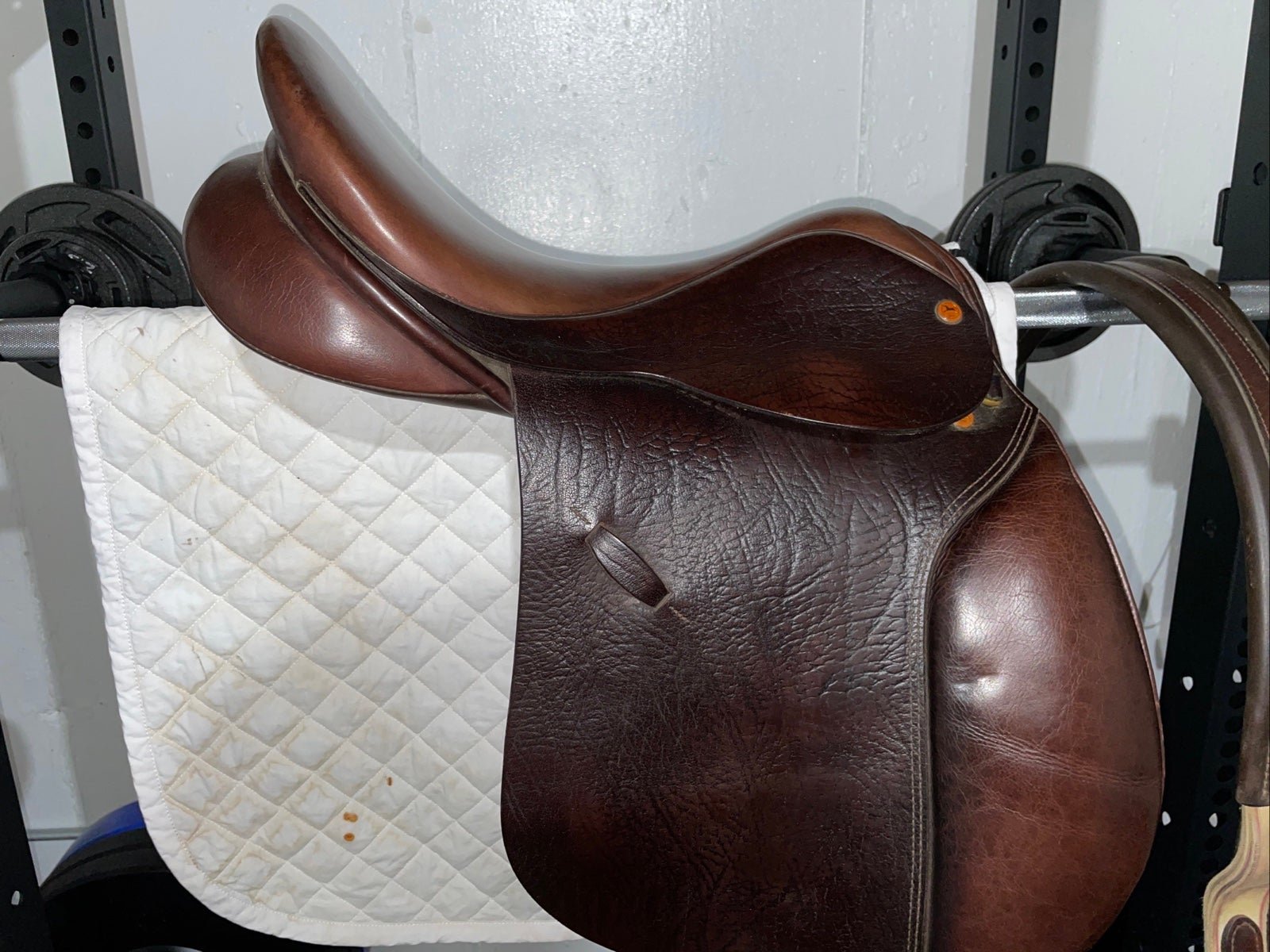 Stetson All Purpose Buffalo Leather Saddle - Medium Tree, 17.5” Seat