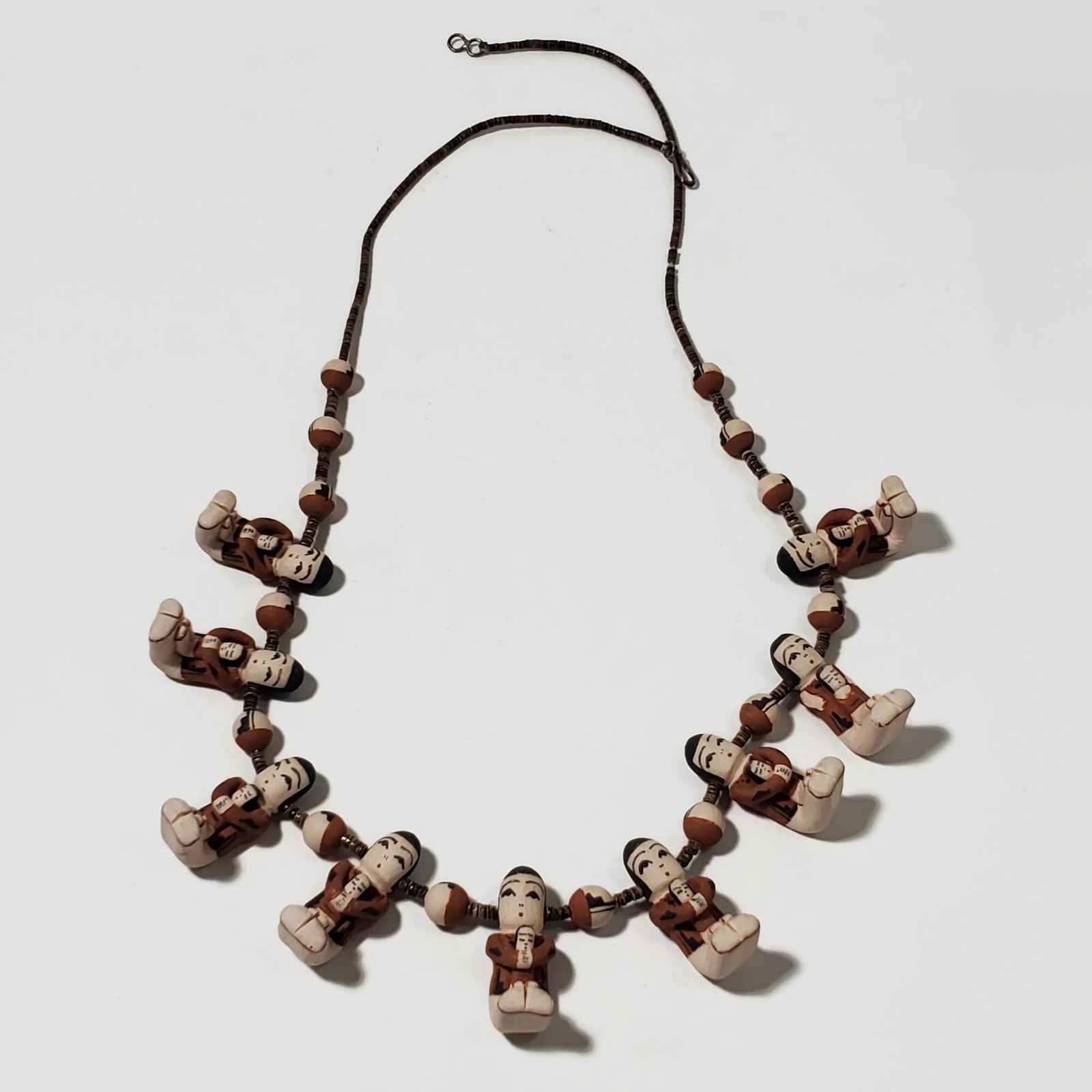 Kewa Santo Domingo Storyteller Necklace and Earrings Angel Coriz Ralph Bailon