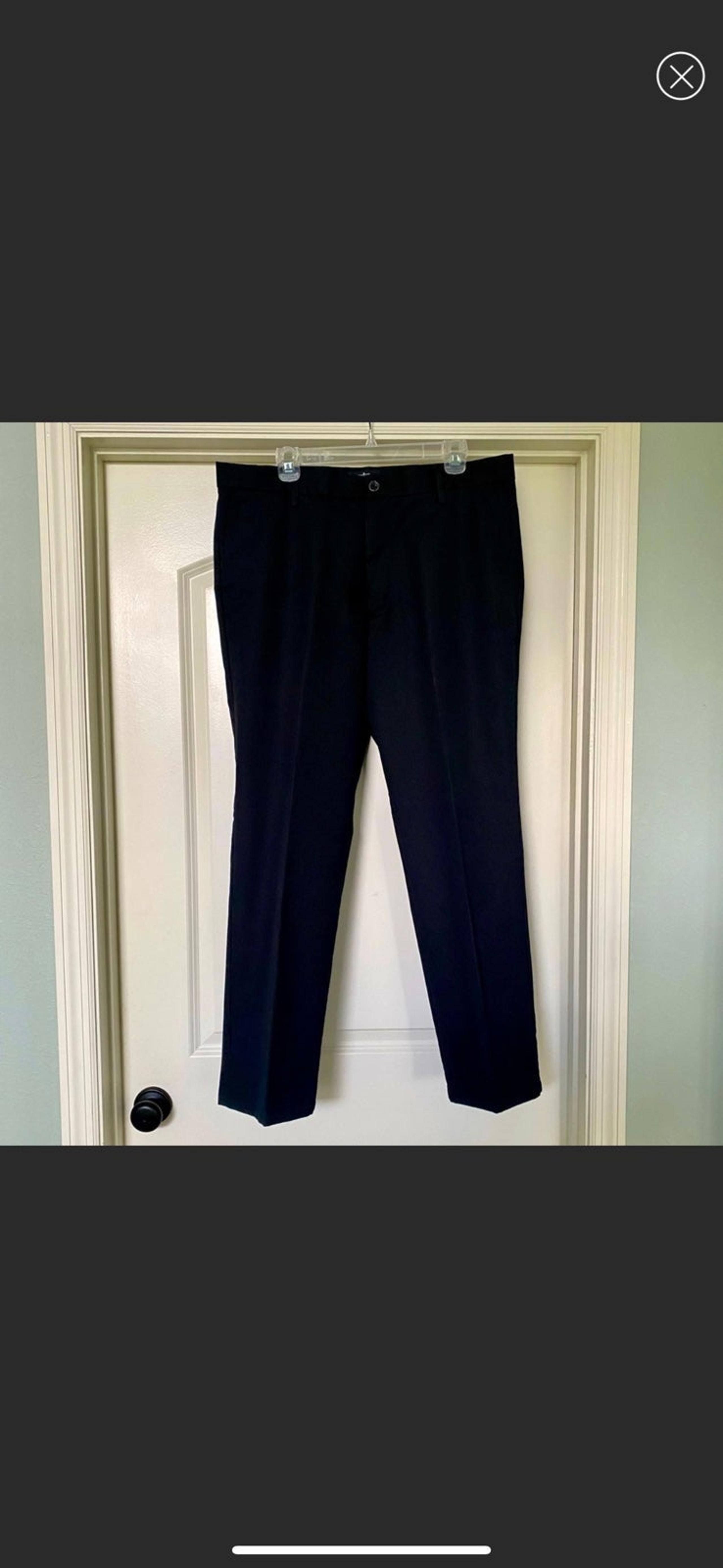 DOCKERS - Signature Khaki Straight Fit - Men's Dress Pants! Only worn once!