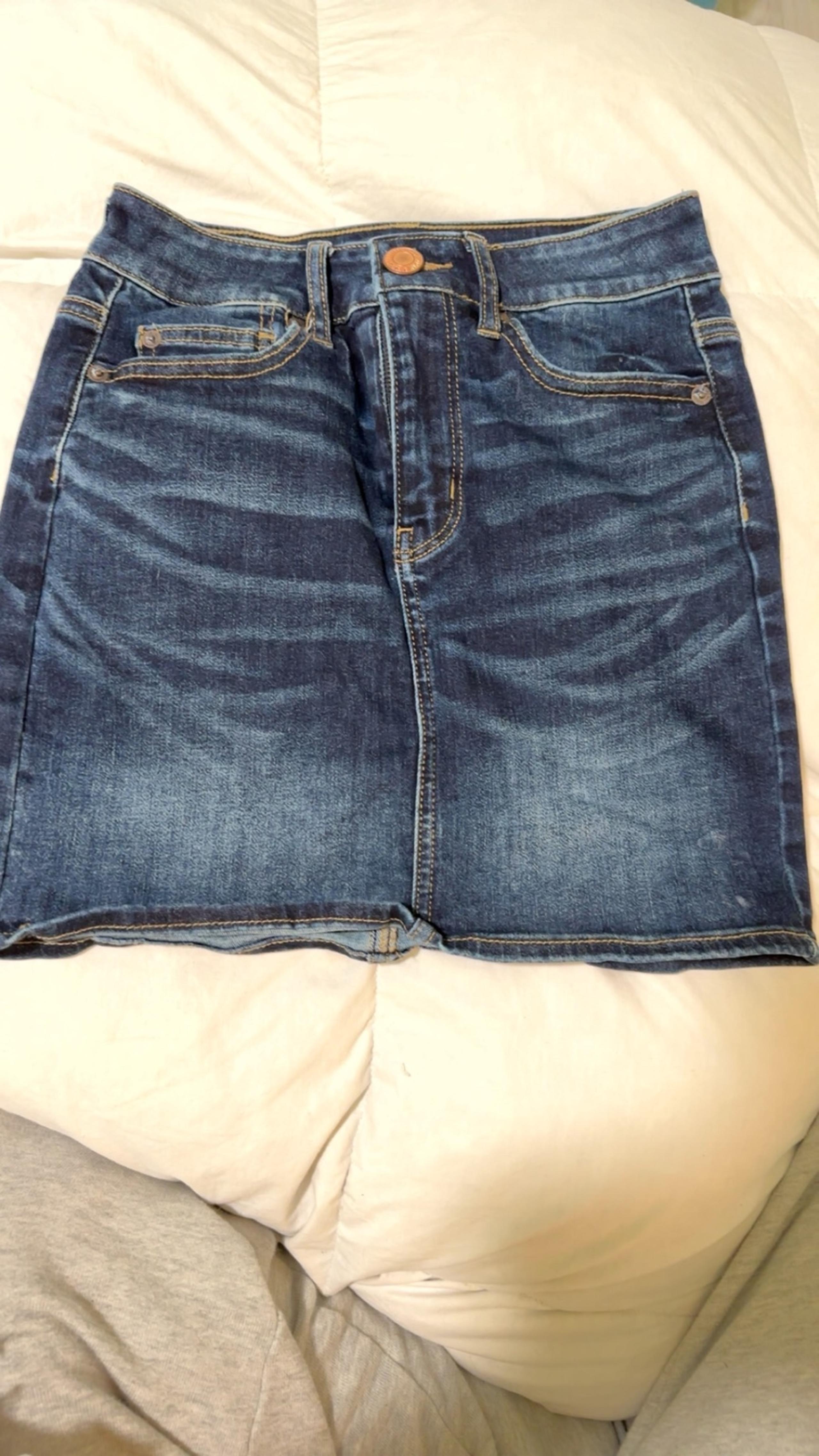 american eagle jean skirt