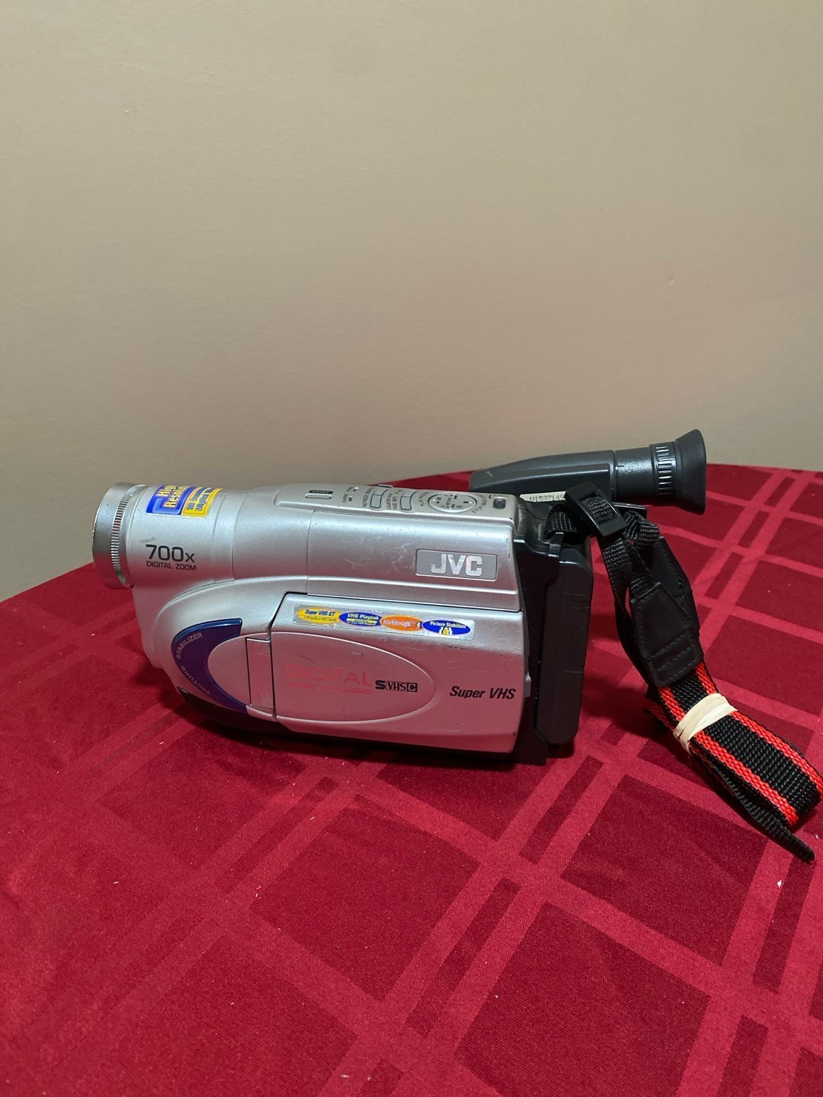 JVC Camcorder GR-SXM260U VHS VHS-C Digital Video Camera 700x Zoom