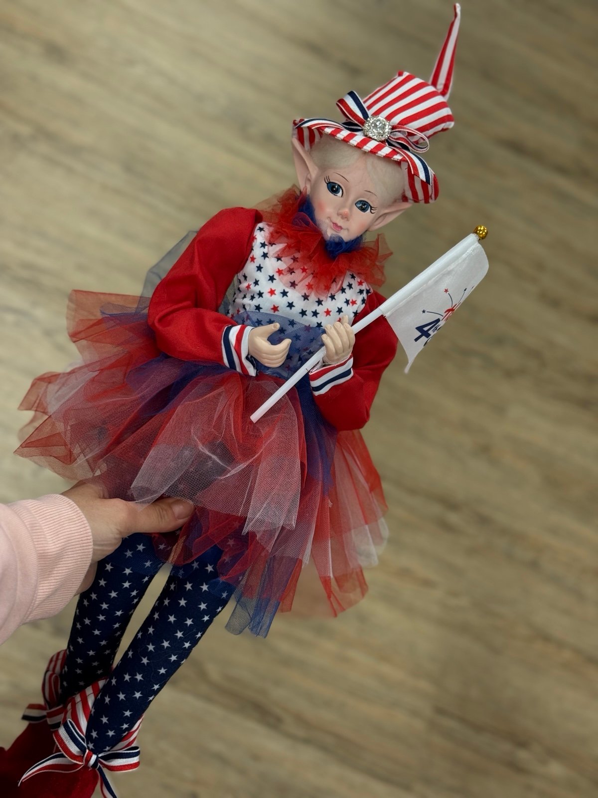 24” cynthia rowley elf patriotic sitter large size