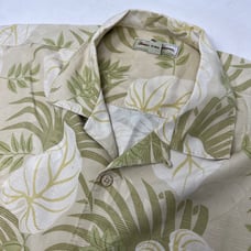 Tommy Bahama Men's Large Yellow Floral 100% Silk Short Sleeve Hawaiian Shirt