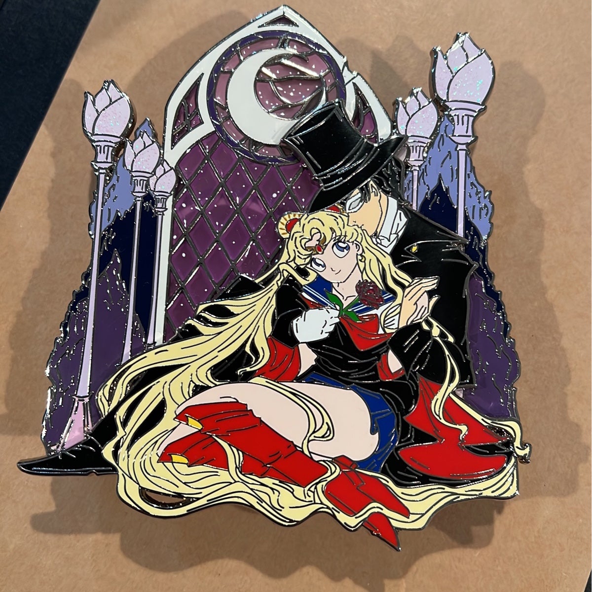 * Sailor Moon and Tuxedo Mask Cuddling Couples Limited Edition 60