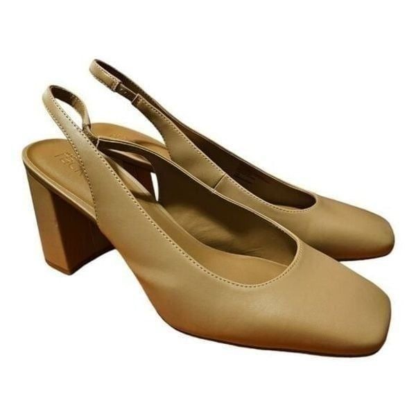 NORDSTROM RACK Nude Leather Slingback Block Heels - Size 12