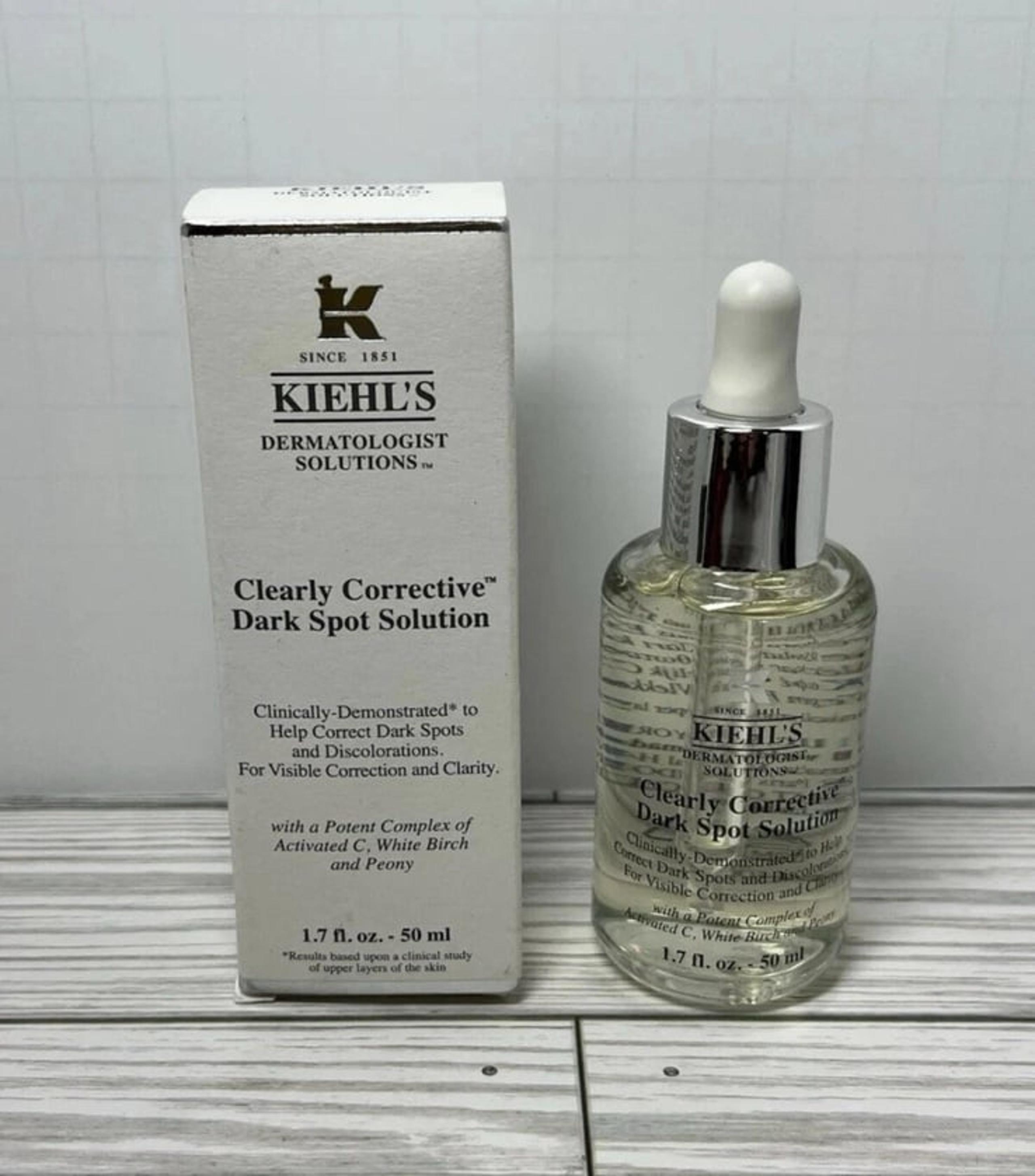 Kiehl's Clearly Corrective Dark Spot Solution by Kiehl's 1.7 OZ NIB
