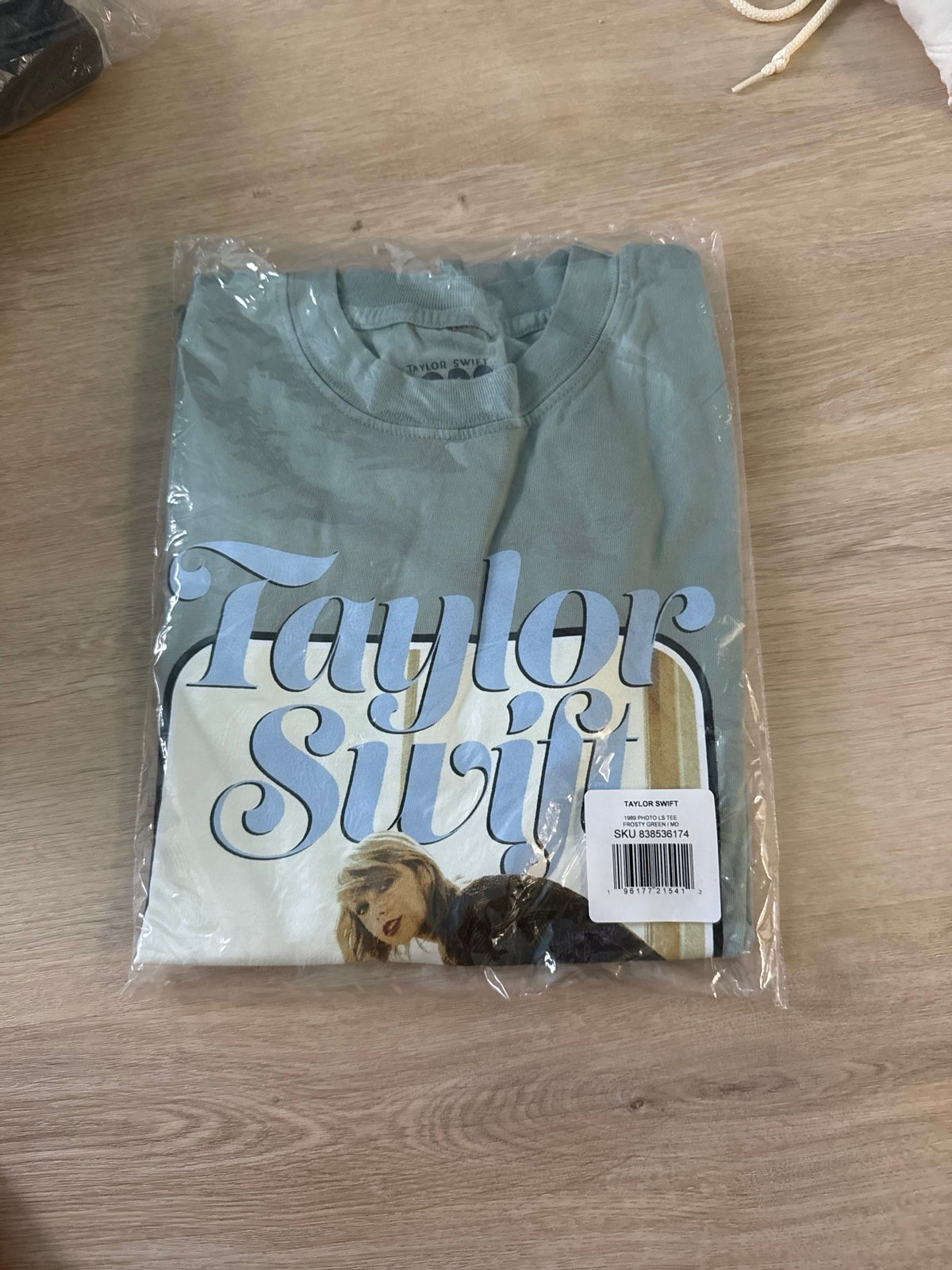 Taylor Swift 1989 tee