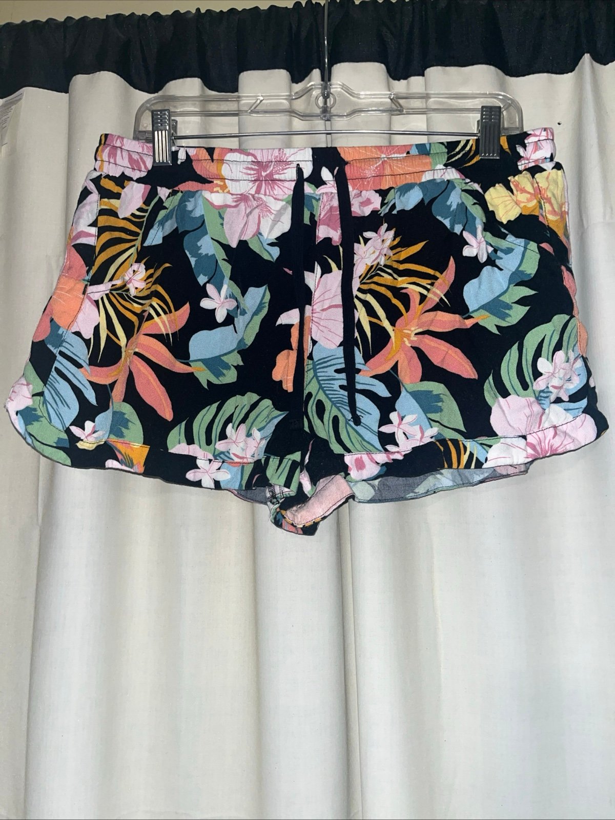 Love Shack Fancy x Hurley Shorts Aquas Hawaiian Hibiscus Floral Tropical Medium