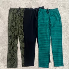 Lululemon size 4