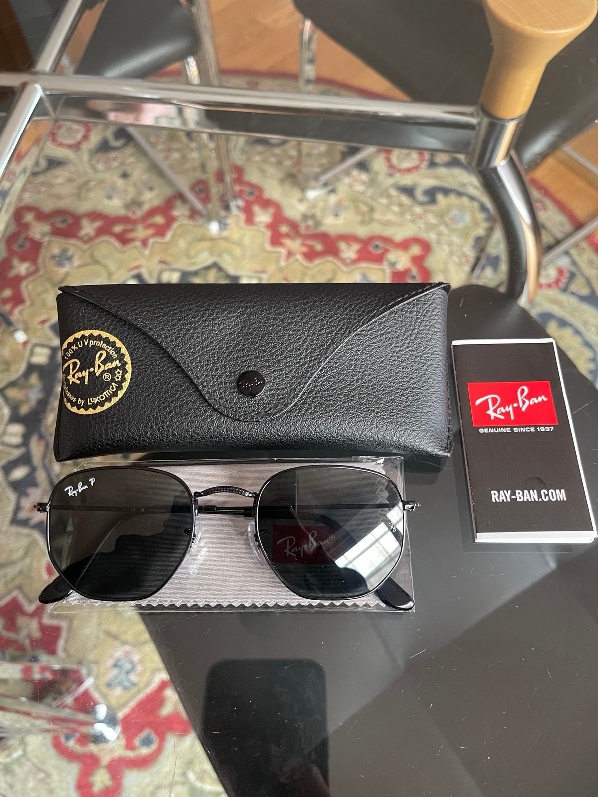 Ray-Ban Hexagonal Flat Lenses - Black Polarized