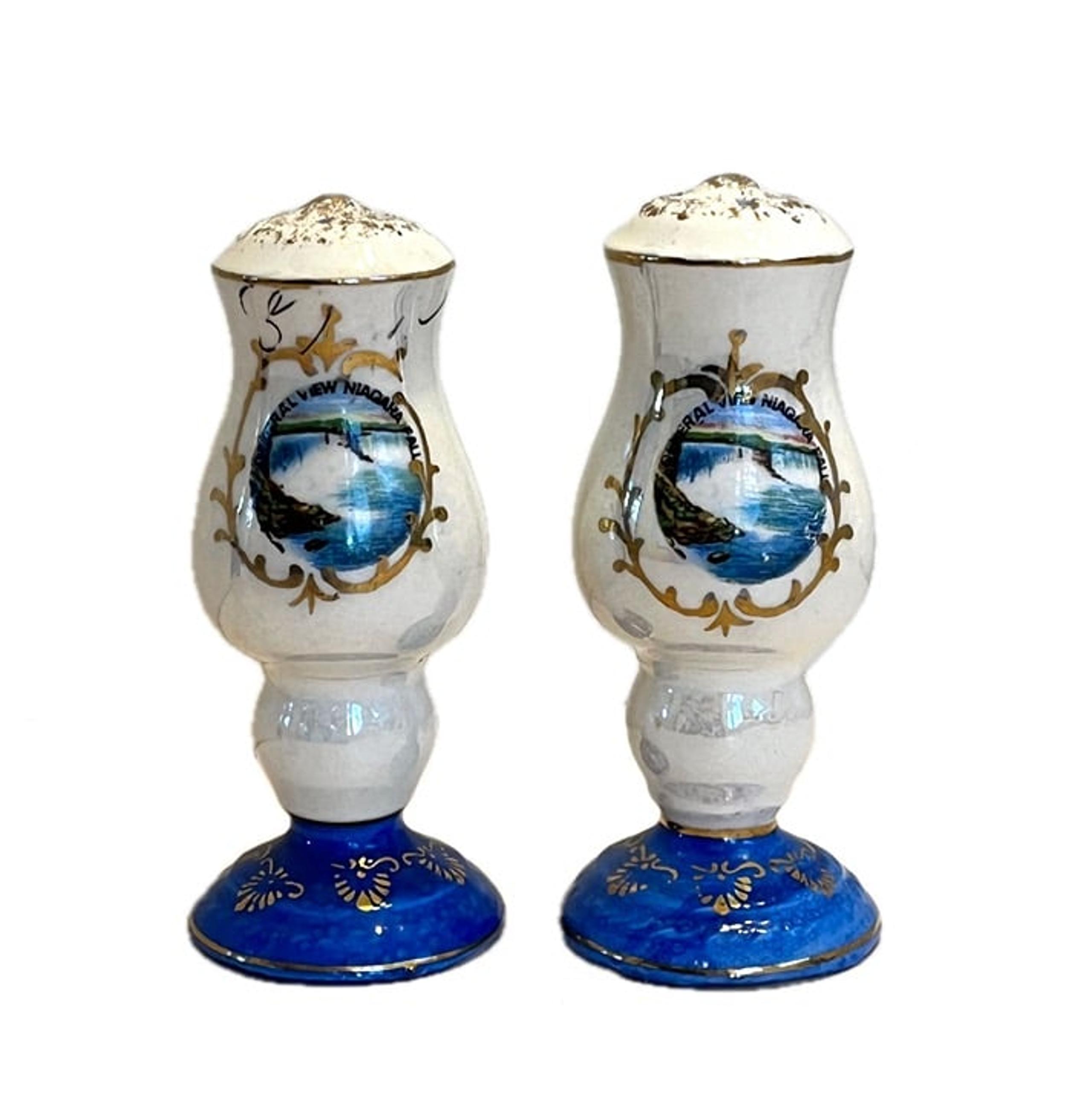 Vintage Niagara Falls Souvenir Salt & Pepper Shakers Lusterware Gold Gilt Japan