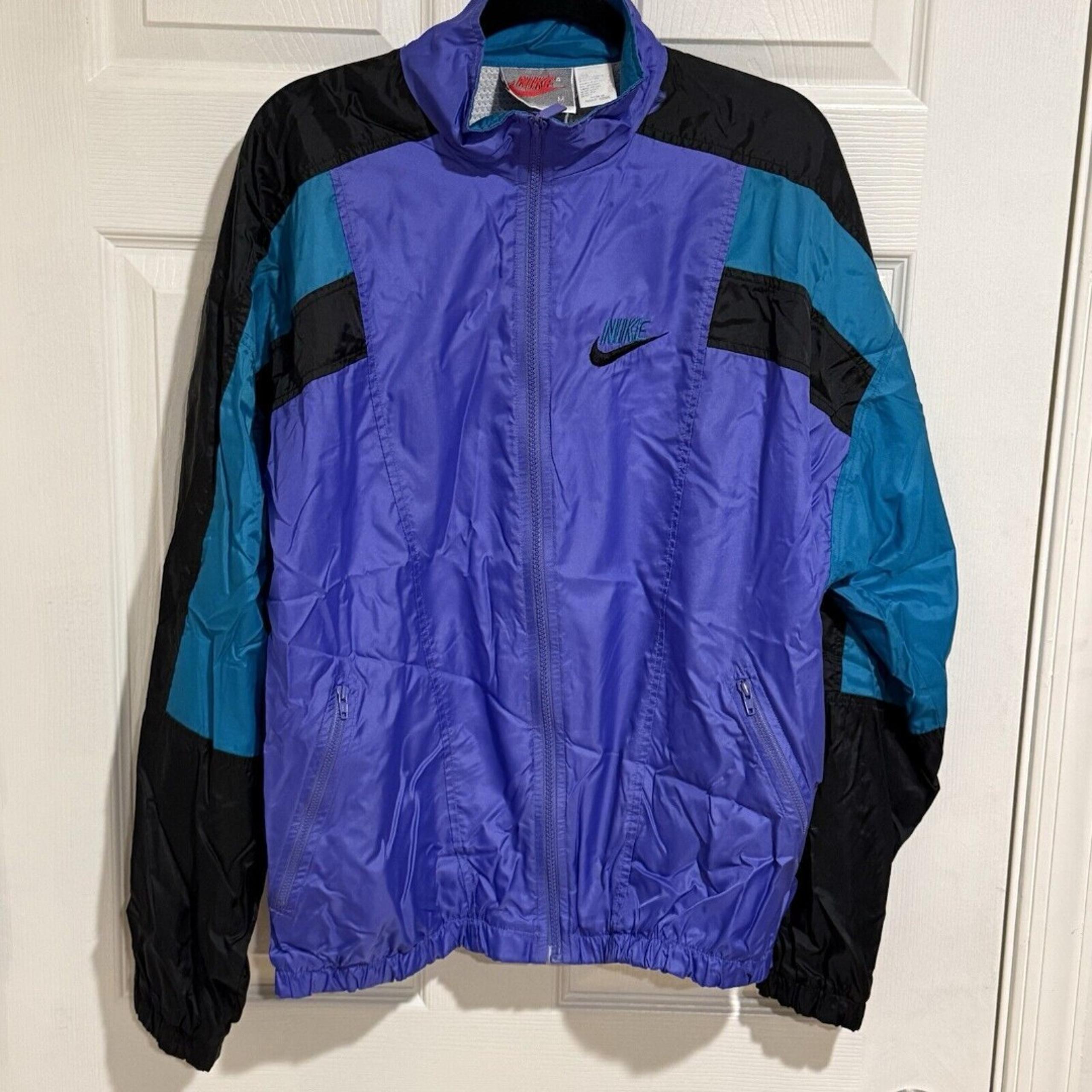 Vintage Nike Gray Tag Jacket Windbreaker Zip FromLate 80’s Early 90’s Women’s M