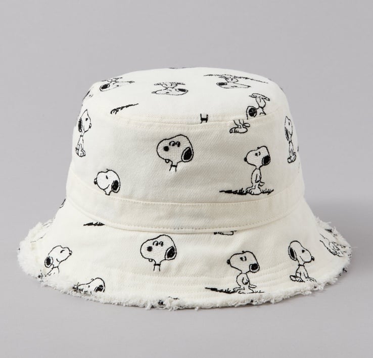 snoopy bucket hat