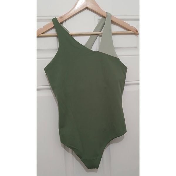 Lululemon women size 8 nulu asymmetric bodysuit swimsuit one piece sage green