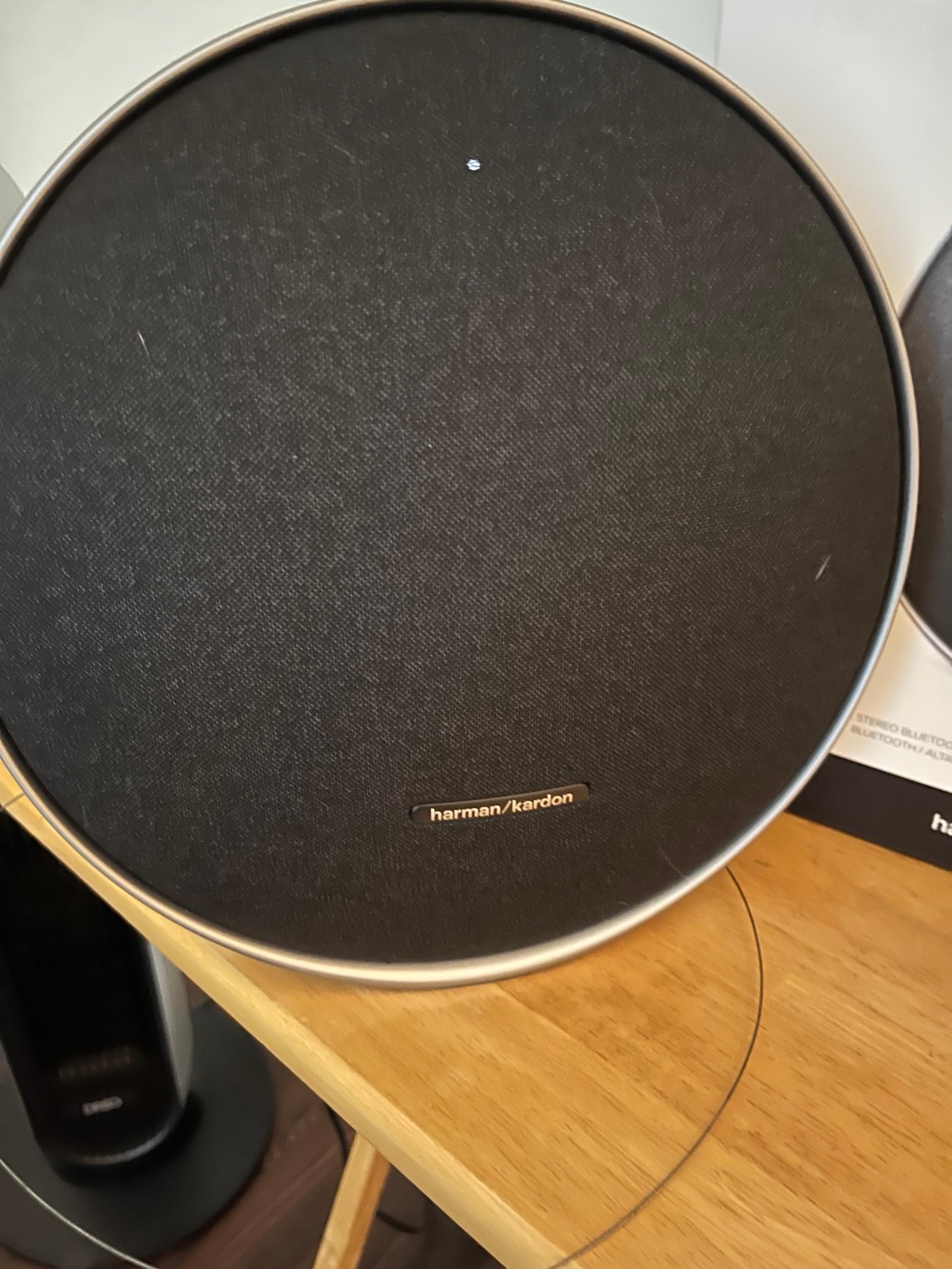 Harman Kardon Oynx Studio 9. Black. Like brand new. Originally sells for $300